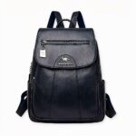 Scopra questo elegante zaino da donna in similpelle, che si abbina perfettamente al look cittadino. Ideale per l'uso quotidiano, ma anche per i viaggi, non vorrà più farne a meno. È l'accessorio perfetto per le donne attive e le nomadi.