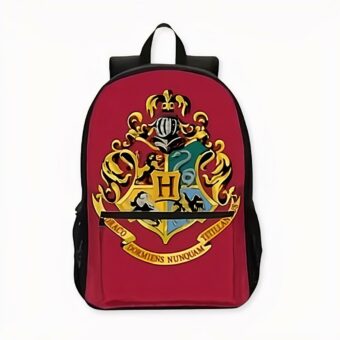 Zaino con stemma di Hogwarts rosso e sfondo bianco.