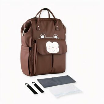 Questo zaino per bambini, con il suo disegno di un cane o di un orso dei cartoni animati, farà la gioia del suo bambino. Ci metta le cose del suo bambino quando è in giro o in vacanza. Pratico e comodo, questo zaino cartoon è l'accessorio ideale per le mamme che viaggiano spesso con il loro bambino.