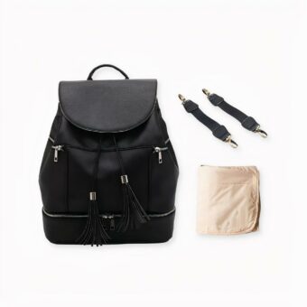 Un piccolo zaino fasciatoio che ogni neo-mamma amerà indossare. Elegante e leggero, questo zaino valorizzerà il suo look. Ma non solo! Le semplificherà anche la vita, facilitando il trasporto delle cose del suo piccolo.