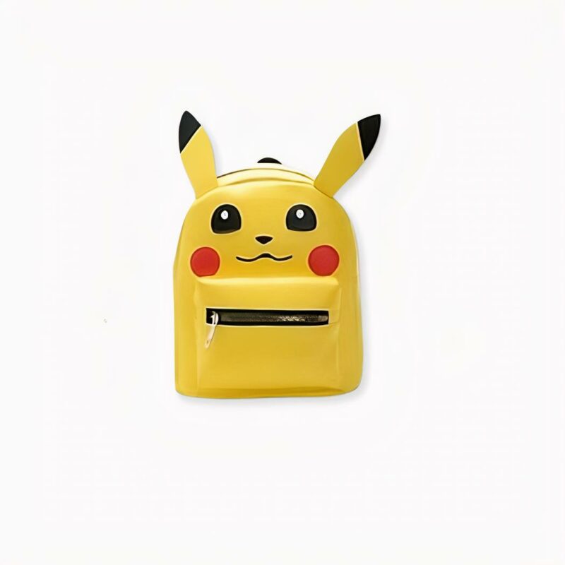 Ecco la borsa perfetta per i bambini che amano Pikachu. Troppo carino, questo zaino Pikachu per bambini con un dolce sorriso e lunghe orecchie sarà il compagno quotidiano del suo bambino o della sua bambina mentre va a scuola. Inoltre, la nostra borsa è super confortevole da portare sulla schiena.