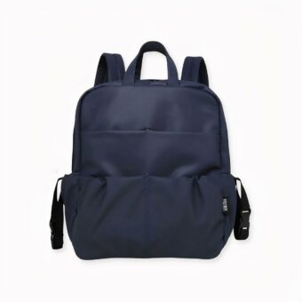Il suo bambino ha bisogno di tutte le sue cure e i suoi effetti personali quando esce. Con questo zaino porta pannolini per neonati di grande capacità, potrà portare tutto con sé senza dover trasportare troppo. Questo zaino è disponibile in tre colori per soddisfare tutti i gusti.