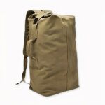 Scopra questa bellissima borsa dallo stile elegante che sarà la sua compagna di tutti i giorni, ovunque vada. Questo zaino resistente e antistrappo è realizzato in un tessuto molto leggero e resistente. Dispone di uno scomparto interno separato per un computer portatile di dimensioni fino a 15 pollici. Ci sono molte tasche per riporre piccoli oggetti come caricabatterie, batterie, abbonamenti dell'autobus, ecc. Una borsa versatile per le giornate attive!