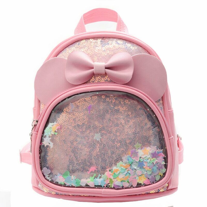 Zaino da bambina con fiocco rosa e sfondo bianco