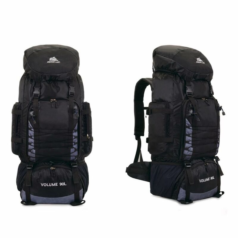 Zaino da trekking nero molto grande con sfondo bianco