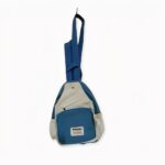 Si lasci sedurre da questo mini zaino di tela per ragazze. Uno zaino compatto, facile e comodo da trasportare. Oltre ad essere leggero, lo zaino è anche pratico da maneggiare e trasportare. Ad esempio, può indossarlo come zaino o come semplice borsa a tracolla.