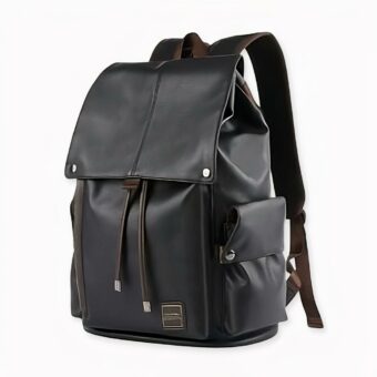 Zaino in pelle da uomo con un design semplice, di buona qualità e di tendenza
