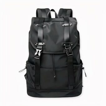 Zaino nero con due cinghie per uomo, colore nero, buona qualità e molto trendy.