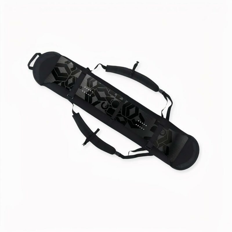 Zaino da snowboard 140/150 cm con sfondo grigio chiaro.