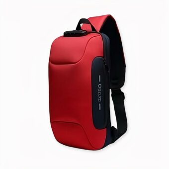 Borsa a tracolla antifurto rossa con sfondo bianco