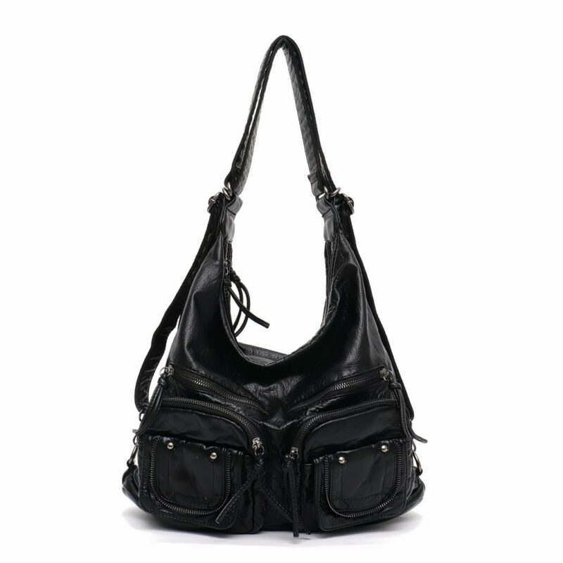 Borsa a tracolla in similpelle nera con sfondo bianco