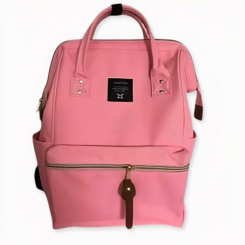 Questo zaino è perfetto per la scuola. È elegante e pratico, con molto spazio per i suoi libri di testo e altre forniture. Il design colorato lo rende facile da trovare in un armadietto affollato, e i comodi spallacci lo rendono facile da trasportare.