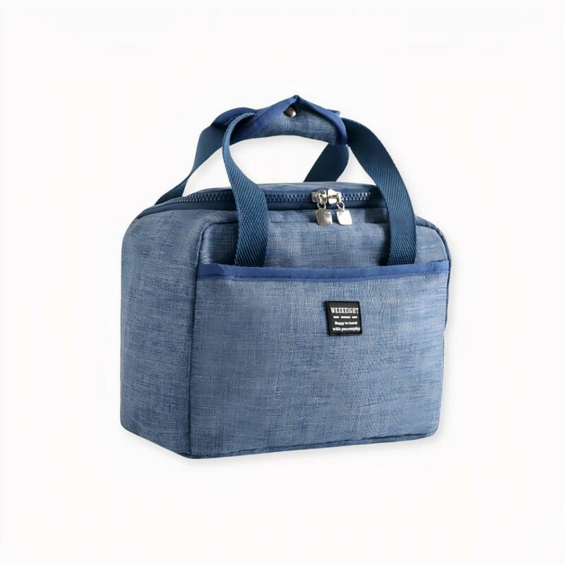 IMG_Sac_isotherme__compacte_1F È la borsa isolata compatta perfetta per chi cerca comfort e praticità. È isolata per mantenere il cibo fresco e compatta per non occupare troppo spazio. La maniglia è comoda, la rende facile da trasportare e ha una struttura solida.