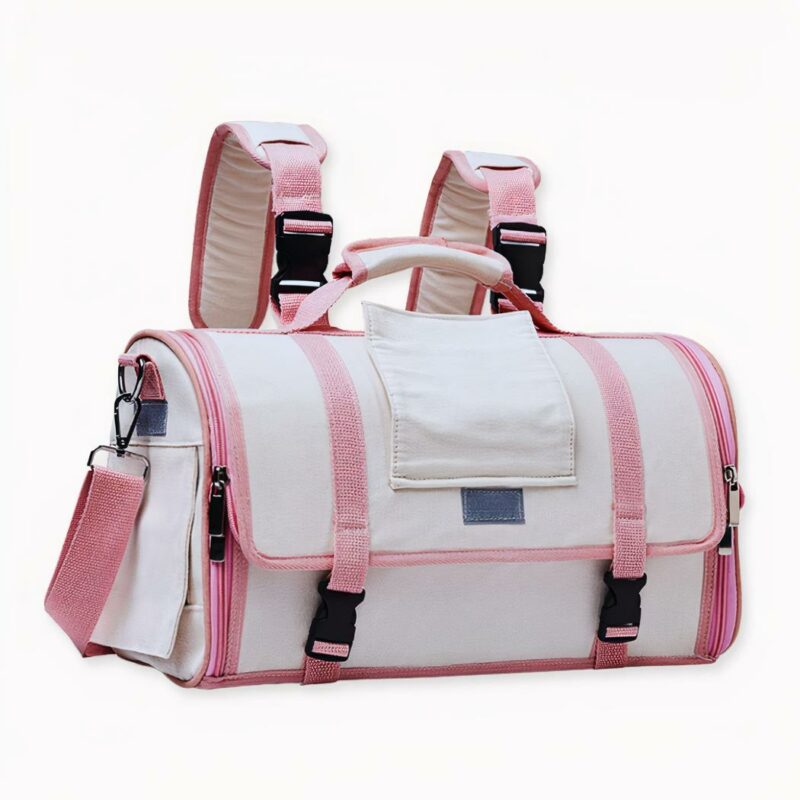 IMG_Sac de transport de qualité respirant_pour_chien_chat Cerca un modo elegante e funzionale per trasportare il suo amico peloso preferito? Dia un'occhiata a questa borsa trasportino di qualità traspirante per cani e gatti! Questa elegante borsa trasportino è realizzata in resistente tessuto di nylon ed è dotata di pannelli in rete traspiranti per far stare comodo il suo animale domestico.