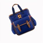 Borsa a tracolla in tela blu con logo Mickey per bambini con tasca frontale. Di buona qualità e molto alla moda.