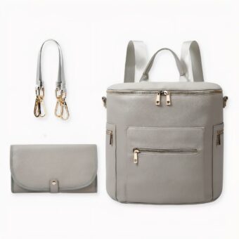 Sta cercando una borsa portaoggetti per passeggino elegante e pratica, che le semplifichi la vita di genitore? Non cerchi oltre la borsa portaoggetti per passeggino in similpelle! Questa bellissima borsa è realizzata in pelle PU di alta qualità ed è dotata di un fasciatoio, il che la rende la soluzione perfetta per riporre tutti gli elementi essenziali per la cura del bambino in viaggio.