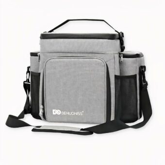 Questo moderno e compatto zaino isolato è l'accessorio perfetto per i suoi viaggi. Dispone di un ampio scomparto principale e di una tasca frontale con cerniera, in modo da poter riporre facilmente i suoi effetti personali. Il suo design isolato manterrà la temperatura dei suoi cibi e delle sue bevande, qualunque sia il tempo. Il tessuto robusto e resistente all'acqua la proteggerà dagli elementi. Gli spallacci imbottiti sono regolabili per un comfort ottimale. Con le sue dimensioni compatte e il suo design elegante, questo zaino isolato sarà il suo migliore alleato in tutti i suoi viaggi.