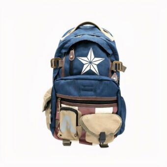 Zaino in nylon blu e beige con stella dei Vendicatori sul davanti e piccole tasche, sfondo bianco